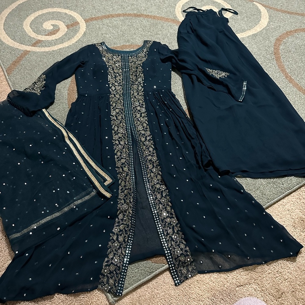 Brand new Indian suit